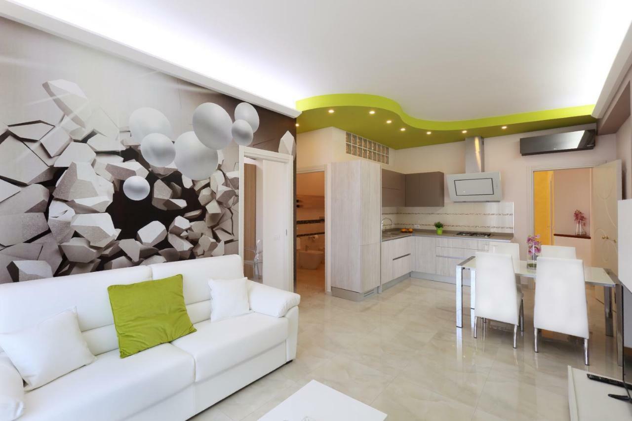 טאורמינה I Due Grifoni Apartments מראה חיצוני תמונה